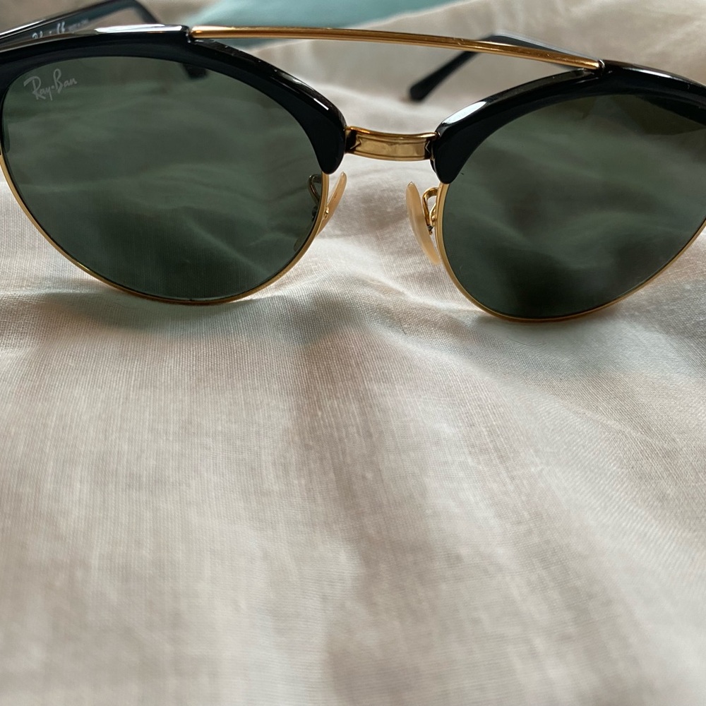 Ray Ban Sunglasses, model 4346
